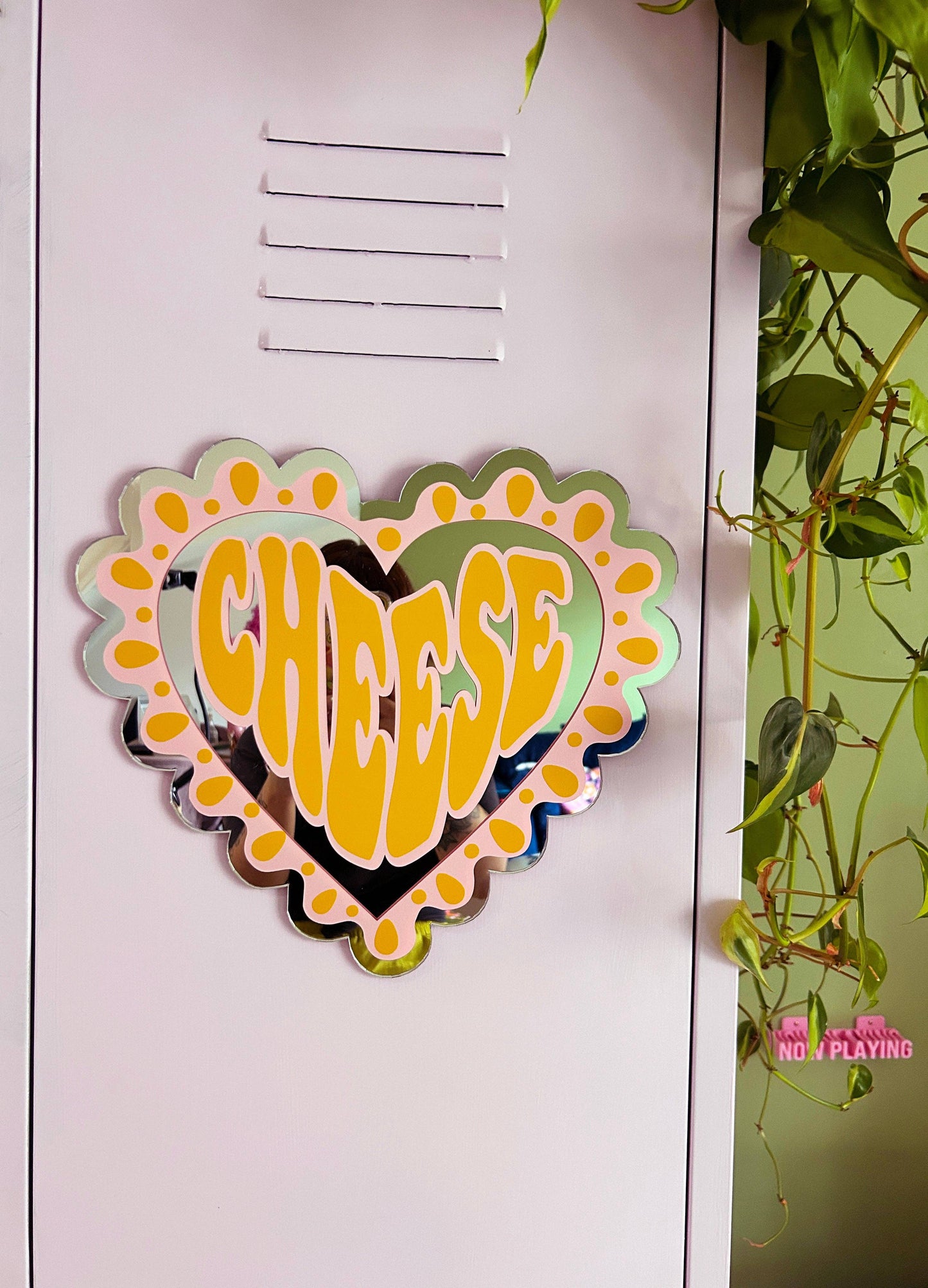 Large Frilly Cheese Heart Mirror