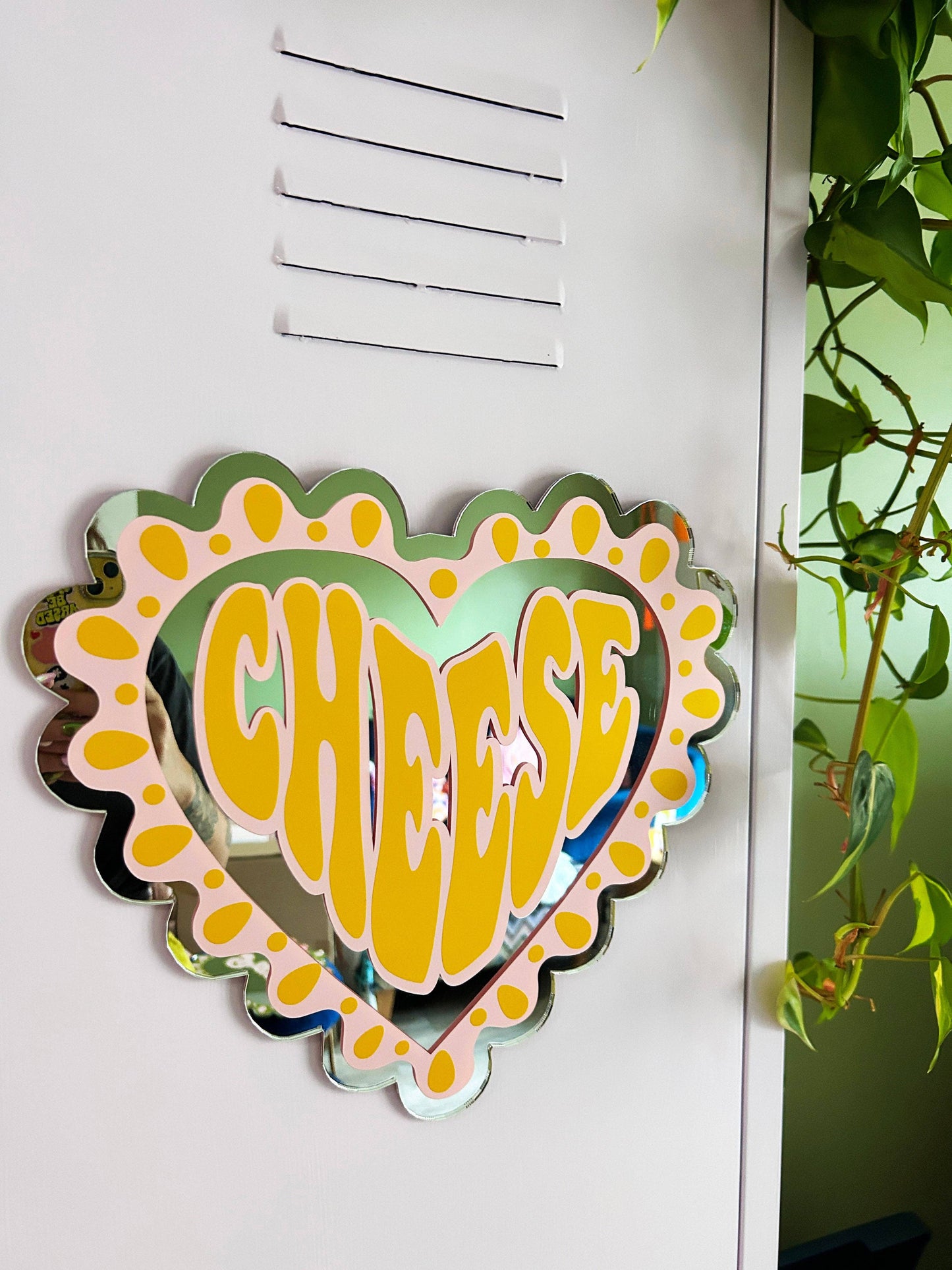 Large Frilly Cheese Heart Mirror