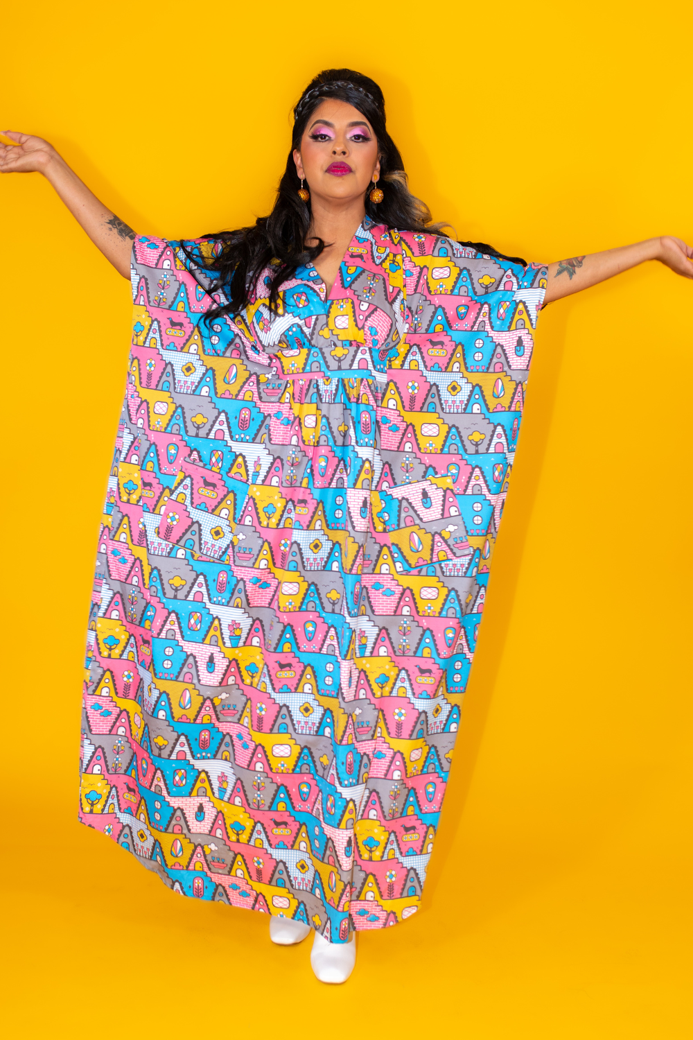 8-Bit A-Frames Pocket Caftan in 2 options